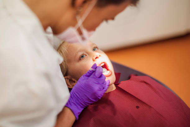 Best Emergency Tooth Extraction in St Elmo, IL